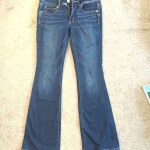 Like new kick boot women’s American eagle jeans